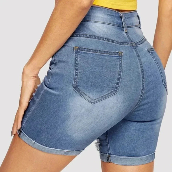 SHEIN Distressed Denim Shorts - Picture 2 of 6